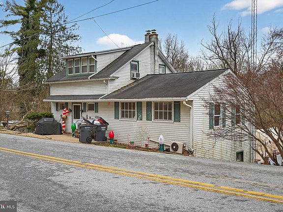 2nd image of 272 Slackwater Rd