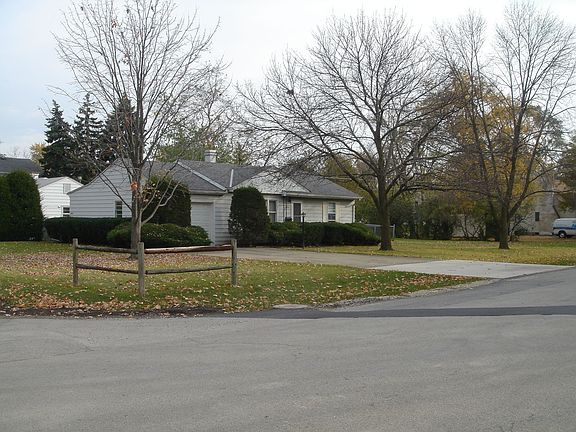 2nd image of 3505 Highland Ct