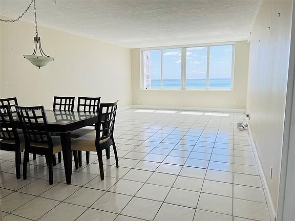 3rd image of 5401 Collins Ave APT 928