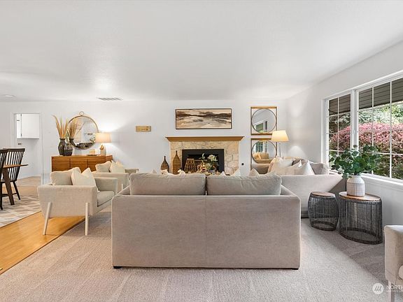 5th image of 7424 69th Avenue NE