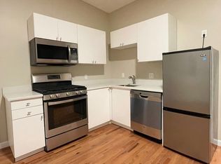 27 Brooks St #3, Boston, MA 02128