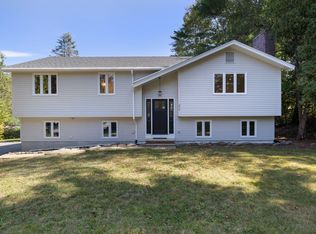 22 High Knoll Dr, South Berwick, ME 03908