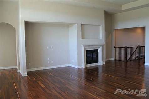 FamilyRoom1