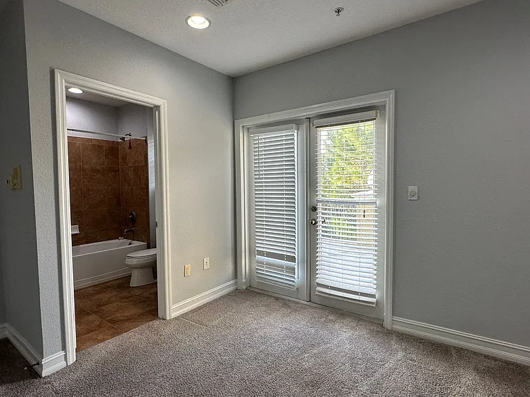 3720 Messina Dr — Photo 58