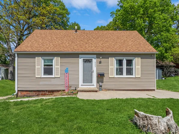 1523 Allison Ave, Des Moines, IA 50314