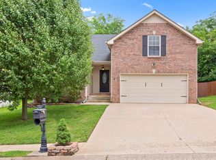 2561 Centerstone Cir, Clarksville, TN 37040
