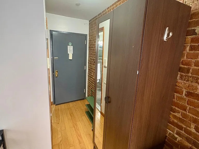 140 E 31st St #57 — Photo 6