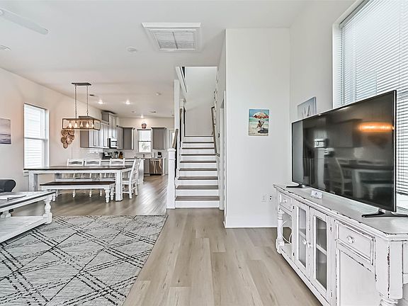 4th image of 23500 San Luis Pass Rd #5