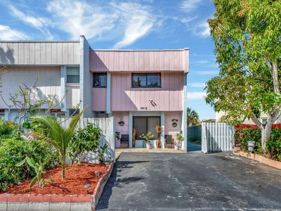 880 SW 80 Avenue #B, Pompano Beach, FL, 33068