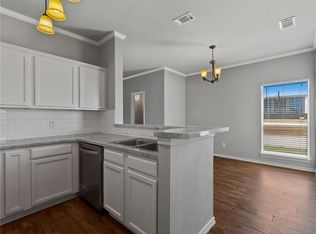 2301 Homewood Ln, Grand Prairie, TX 75050