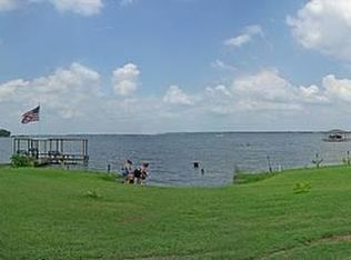 712 Lakeshore Dr, Kemp, TX 75143