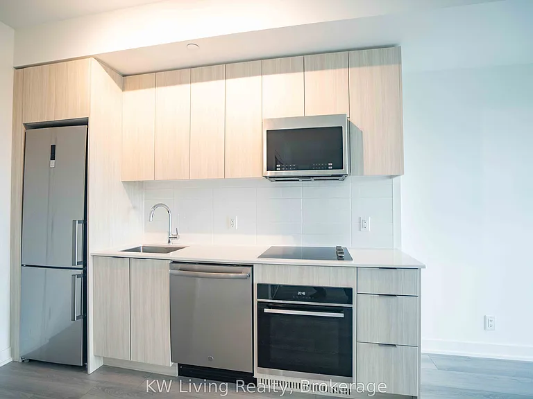 20 Deans Dr #512 — Photo 11