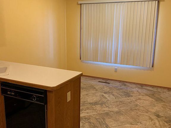 3rd image of 6555 Laurel Cherry Dr
