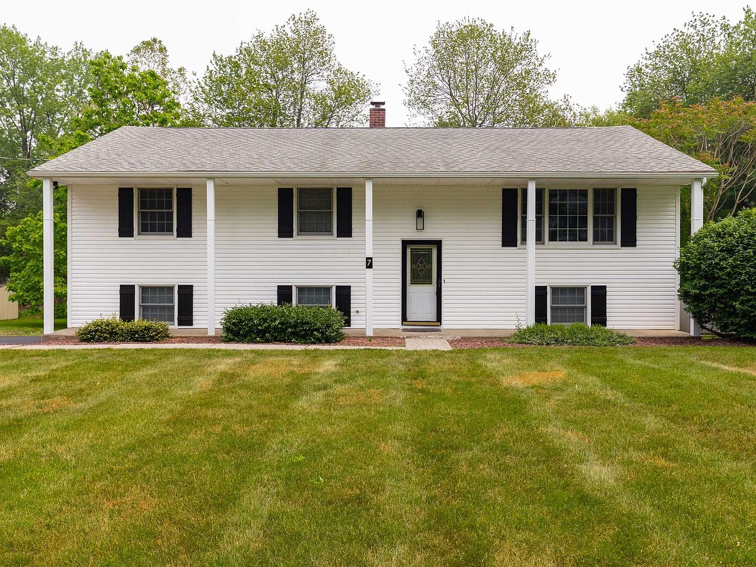 7 Split Tree Dr, Wappingers Falls, NY 12590 Zillow