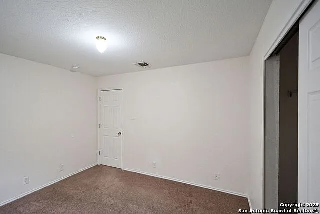 419 Aaron Ln — Photo 11