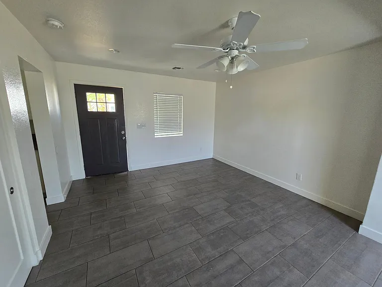 646 N 10th Ave — Photo 26