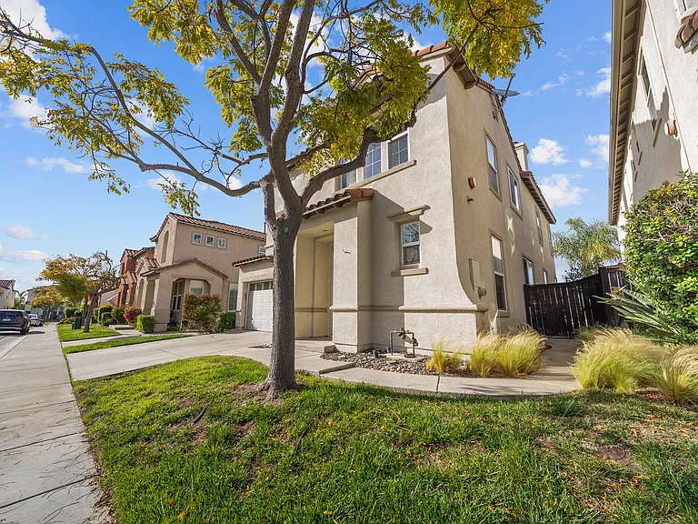 6340 Oleander Way — Photo 50