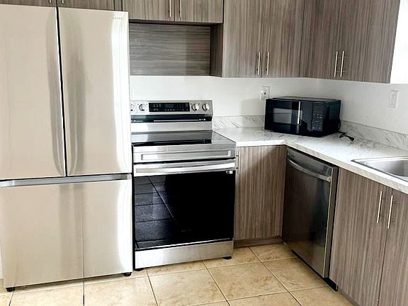 2nd image of 3252 NW 94th St #3252
