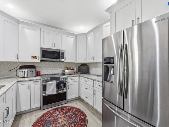5200 S LAKESHORE Drive #116, Tempe, AZ 85283