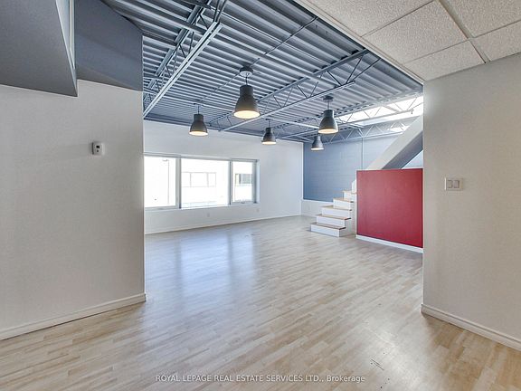 4th image of 300 New Toronto St #7