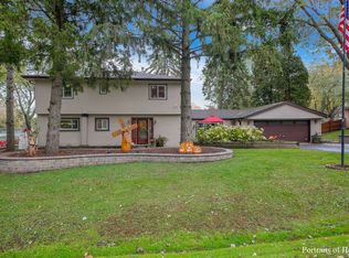 2N361 Virginia Ave, Glen Ellyn, IL 60137