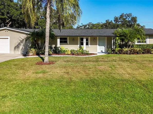 505 E Lake Dr, Sarasota, FL 34232