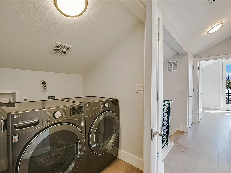 1131 Mason Ave #A — Photo 8