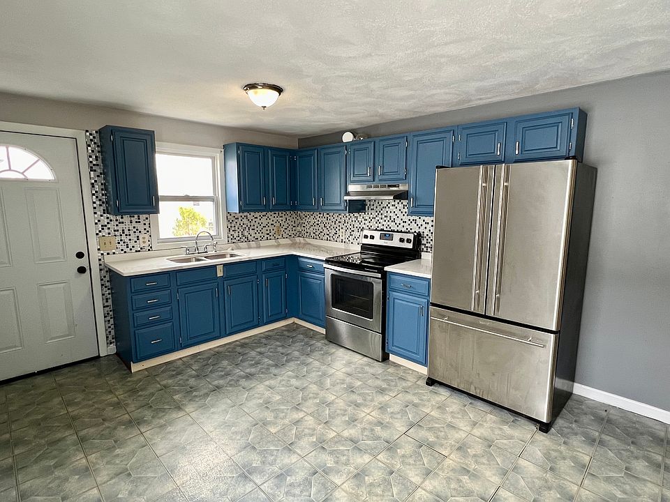 1st image of 49 Sussex St #2