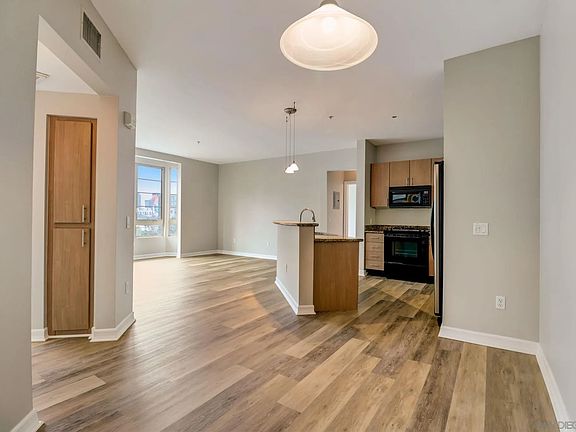 2nd image of 1480 Broadway #2425