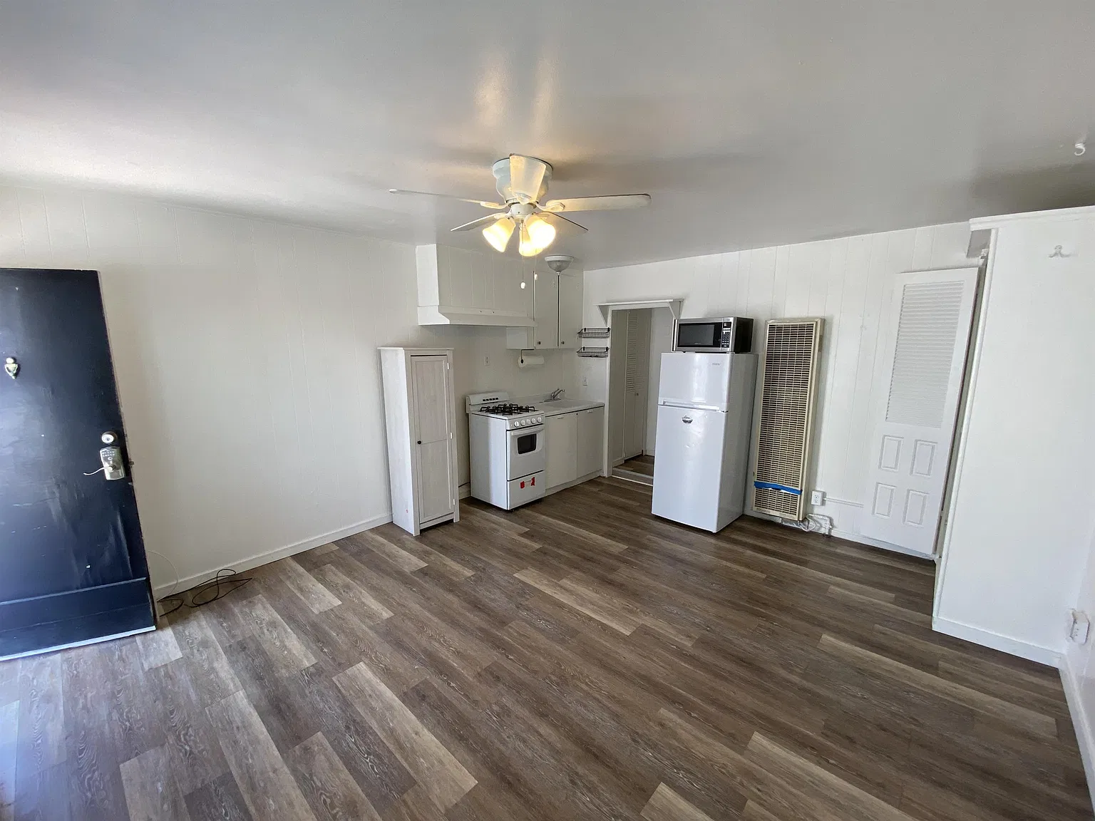 1000 East Oceanfront - 3 — Photo 2