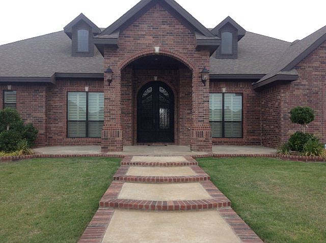 1st image of 6305 Haywood Dr