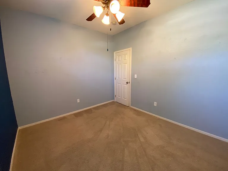 2643 W Oakridge Ave — Photo 27
