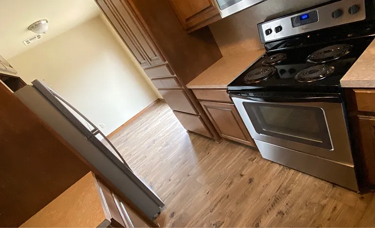 408 Boston St — Photo 16