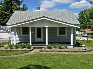665 N 34th St, Decatur, IL 62521