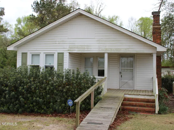 3841 Nc 53 Highway W, Burgaw, NC 28425