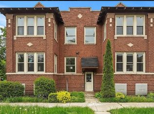 6801 S Calumet Ave, Chicago, IL 60637