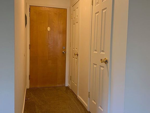 2nd image of 2075 Eastern Ave SE APT 10