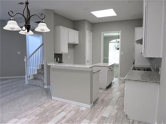 4th image of 11680 Stephenville Dr