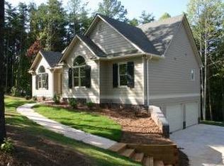 724 Pickens St, Ball Ground, GA 30107