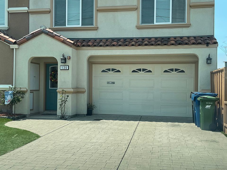 1st image of 136 Station Ave