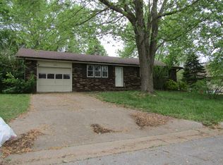 305 N Teakwood Ave, Republic, MO 65738