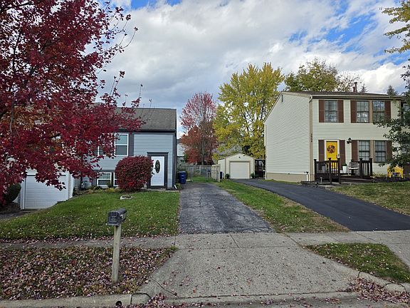 Drive way / Off street parking