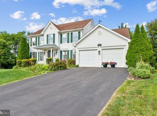 1037 Lindfield Dr, Frederick, MD 21702