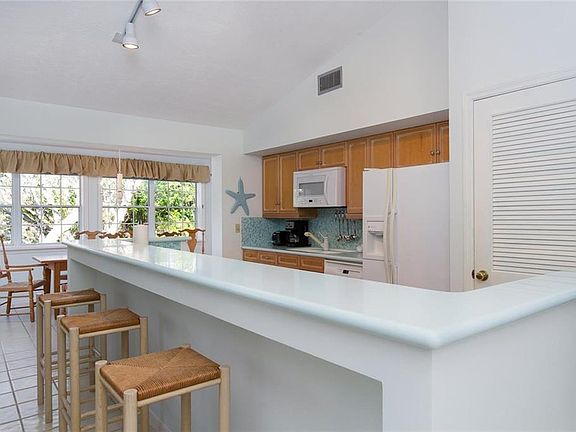 5th image of 1215 Winding Oaks Cir E APT 408