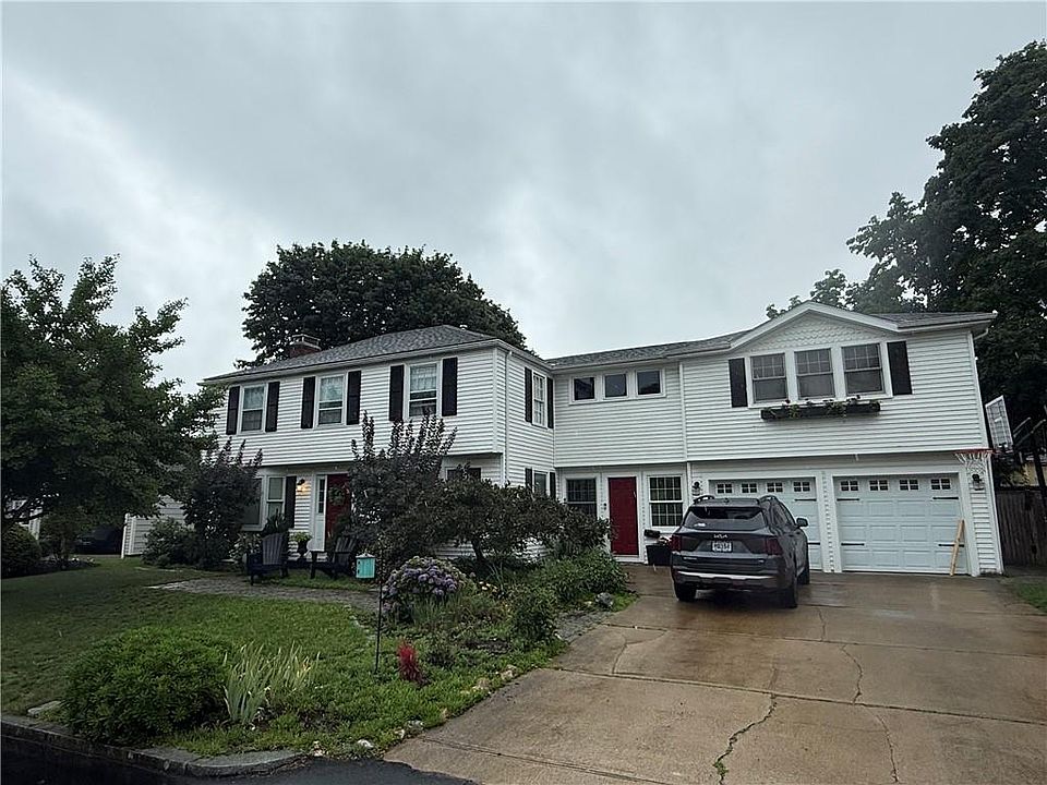 1st image of 11 Beech Tree Rd E
