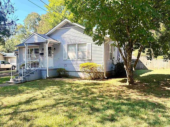 3rd image of 707 N Cedar St