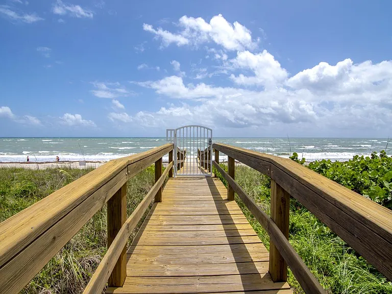 2700 Ocean Dr #403 — Photo 5
