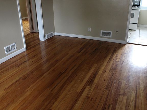 3rd image of 793 W 11th St APT C
