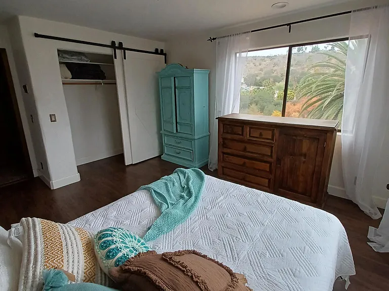 2910 Hill Valley Dr — Photo 24