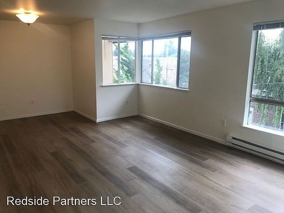 2nd image of 4301 Woodland Park Ave N APT 303